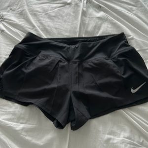 Nike Eclipse Sz M Women’s Shorts Like New